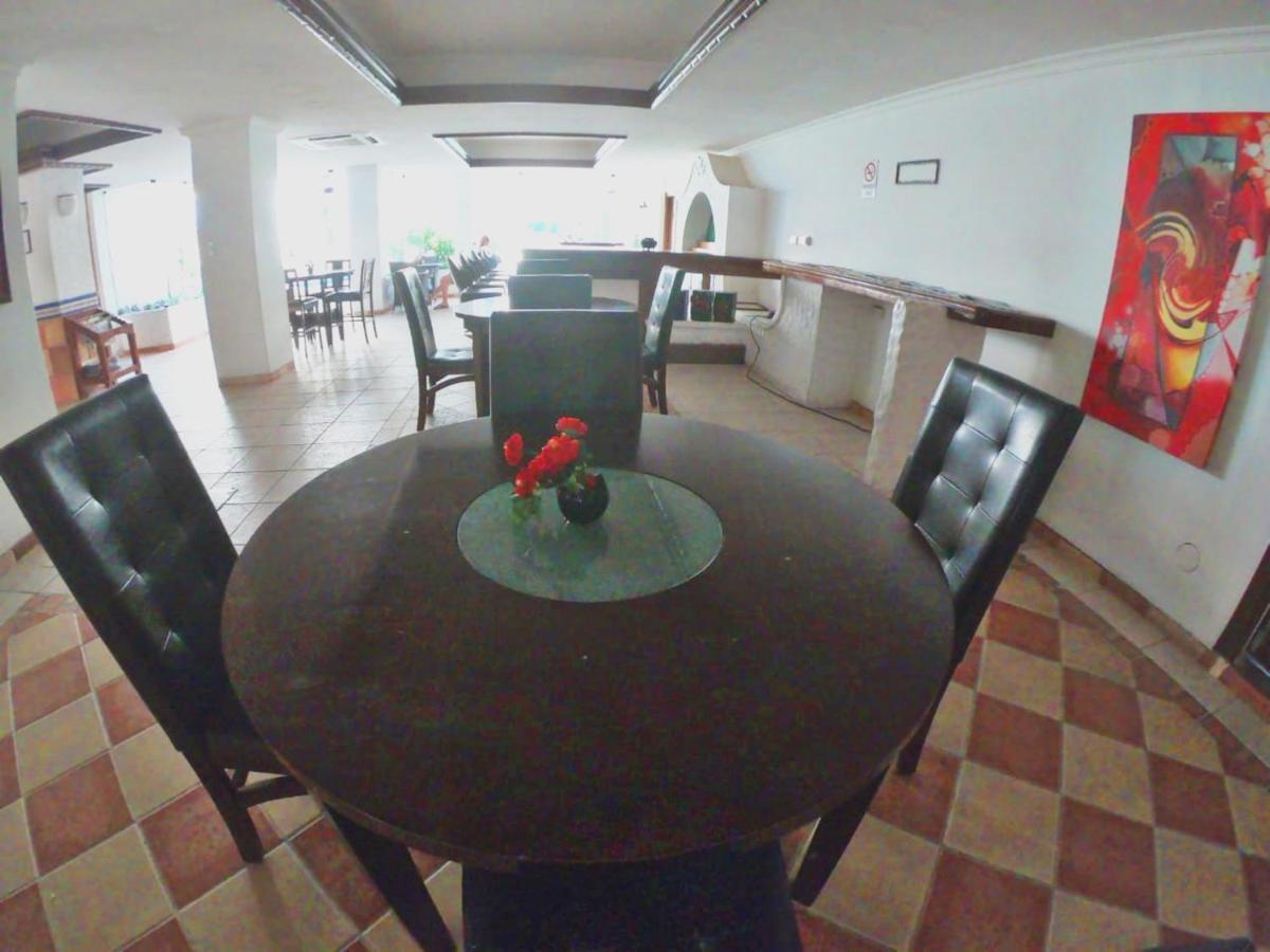 Suites Casa Blanca Santa Cruz de La Sierra Exteriör bild